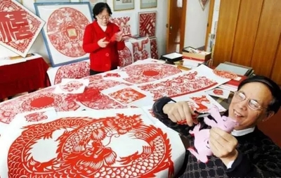 望城全方位發(fā)力‘互聯(lián)網(wǎng)+’ 工藝品銷售新模式獲央媒關注